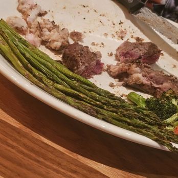 BJ's Restaurant & Brewhouse - New American Near Me - Hurst, Texas