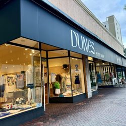 Dunes Surf Shop - Business Front!