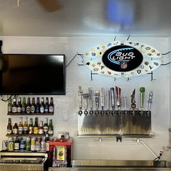 Hideout Bar