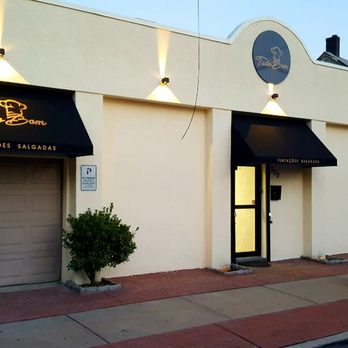 Tudo Bom - Outside - Portuguese Near Me - Elizabeth, New Jersey Tudo Bom - Outside - Portuguese Near Me - Elizabeth, New Jersey