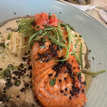 Michel's At The Colony Surf - French Near Me - Honolulu, Hawaii