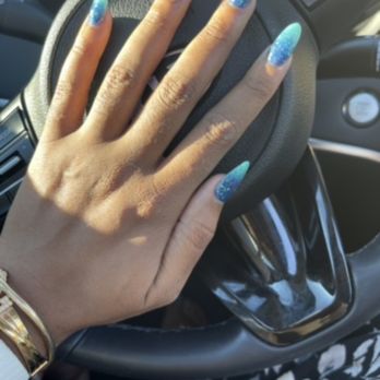 Ann's Nails - Nail Salons Near Me - San Antonio, Texas