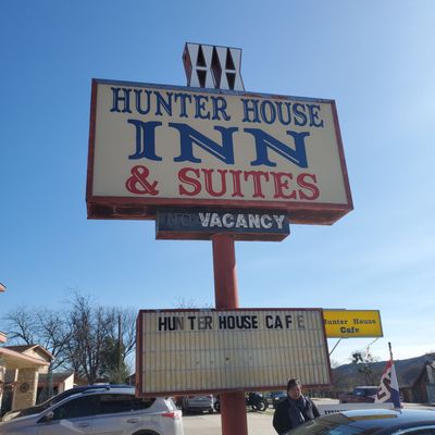 HUNTER HOUSE CAFE - Updated October 2025 - 44 Photos & 77 Reviews - 316 ...