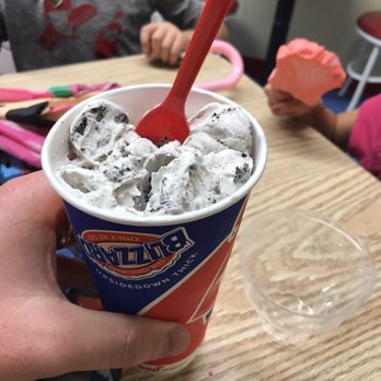Dairy Queen - Blizzard on fleek! - Ice Cream & Frozen Yogurt Near Me - Park Ridge, Illinois