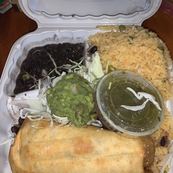 El Mariachi Mexican Restaurant II - Chicken Chimichangas with salsa verde - Mexican Near Me - Albany, New York El Mariachi Mexican Restaurant II - Chicken Chimichangas with salsa verde - Mexican Near Me - Albany, New York