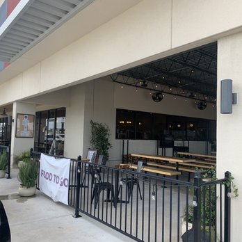Hyde Park - Perfect patio for social distancing! - Cocktail Bars Near Me - Webster, Texas Hyde Park - Perfect patio for social distancing! - Cocktail Bars Near Me - Webster, Texas