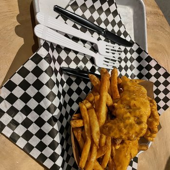 Empamamas - Bang Bang Tenders and Fries - Empanadas Near Me - Tampa, Florida