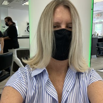 Wapas Salon & Spa - New hair do with great stylist Alex! - Hair Stylists Near Me - Hollywood, Florida Wapas Salon & Spa - New hair do with great stylist Alex! - Hair Stylists Near Me - Hollywood, Florida