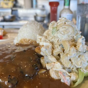 Liliha Bakery - Macaroni Salad - Bakeries Near Me - Honolulu, Hawaii