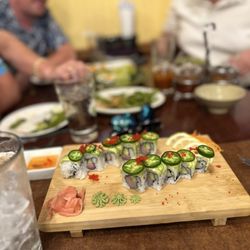 Muji Thai Country & Sushi