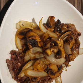 Sakana Grill - Steak with mushroom and onions - Japanese Near Me - Honolulu, Hawaii Sakana Grill - Steak with mushroom and onions - Japanese Near Me - Honolulu, Hawaii