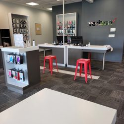 Verizon Authorized Retailer - TCC