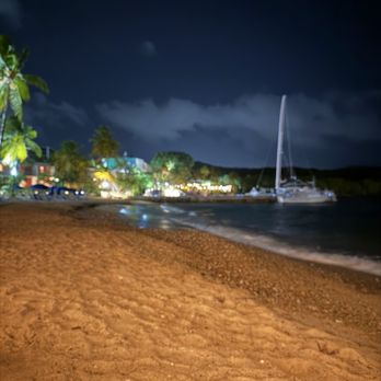 Iggies Oasis Restaurant - Dive Bars Near Me - Saint Thomas, Virgin Islands Iggies Oasis Restaurant - Dive Bars Near Me - Saint Thomas, Virgin Islands