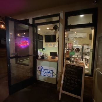 Surf N' Yogurt - he front door of a restaurant - Ice Cream & Frozen Yogurt Near Me - Ventura, California Surf N' Yogurt - he front door of a restaurant - Ice Cream & Frozen Yogurt Near Me - Ventura, California