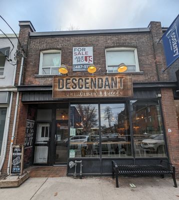 Descendant Detroit Style Pizza by null