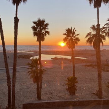 Terrazza - View - Italian Near Me - Santa Monica, California Terrazza - View - Italian Near Me - Santa Monica, California