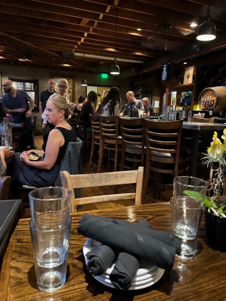 Solterra Winery & Kitchen
