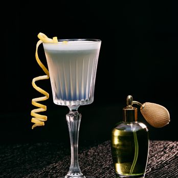 LAB 12 - Cocktail Bars Near Me - Cologne, NW LAB 12 - Cocktail Bars Near Me - Cologne, NW