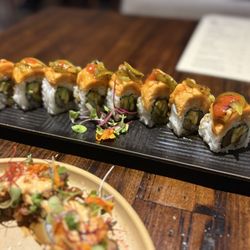 Tane Vegan Izakaya - Point Reyes roll