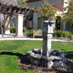 Loma Linda University Outpatient Rehabilitation Center - Beautifully landscaped