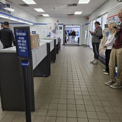 US Post Office - Waiting area