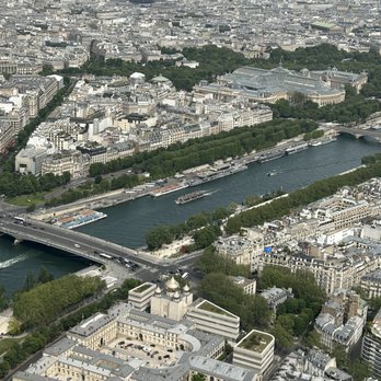La Tour Eiffel - Landmarks & Historical Buildings Near Me - Paris, 75