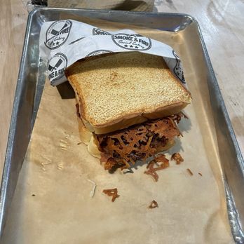 Smoke & Fire Social Eatery - Brisket Grilled Cheese - Comfort Food Near Me - Paramount, California