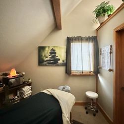 Hands Down Best In Town Therapeutic Massage