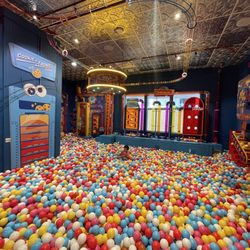 Ball pit