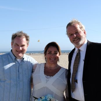 Officiant Guy - Santa Monica Beach - Wedding Planning Near Me Officiant Guy - Santa Monica Beach - Wedding Planning Near Me