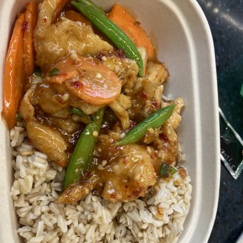 Pei Wei Asian Diner - Pei Wei chicken - Asian Fusion Near Me - College Park, Georgia