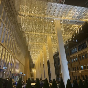 Shangri La Hotel - Hotels Near Me - London, XGL