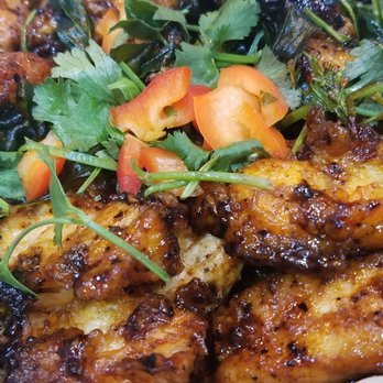 Buddha Ruksa - Crispy Garlic Chicken - Thai Near Me - Seattle, Washington