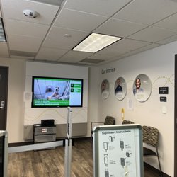 Quest Diagnostics - Waiting area
