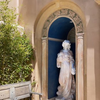 Allegretto Vineyard Resort - Resorts Near Me - Paso Robles, California