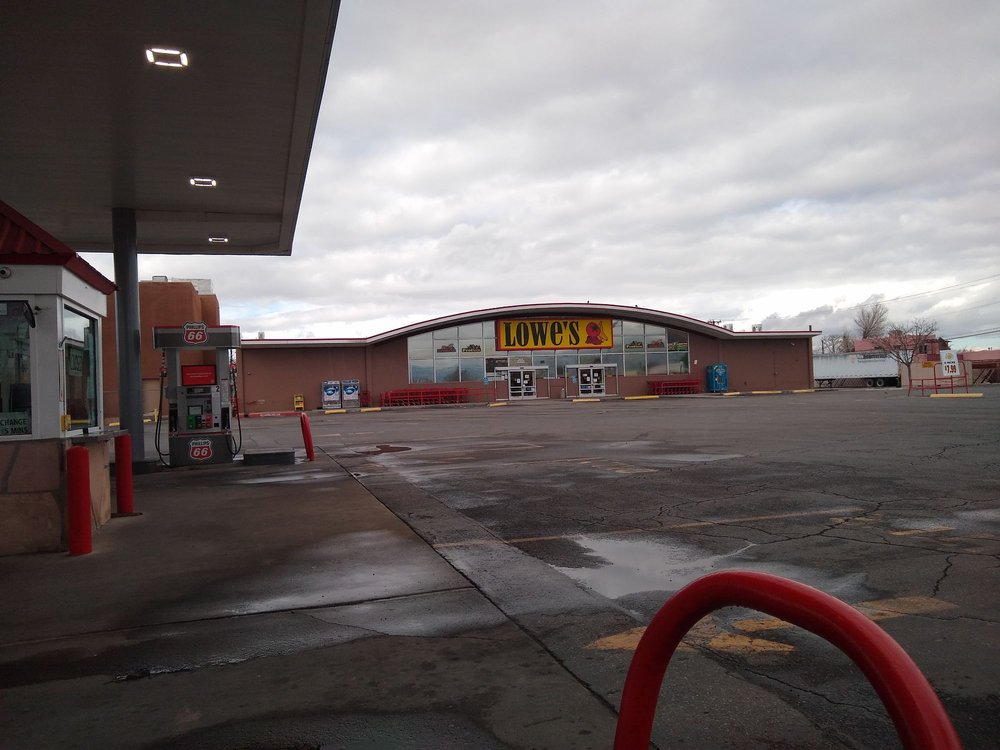 LOWE’S SUPERMARKET Updated September 2024 13 Photos 4701 4th St