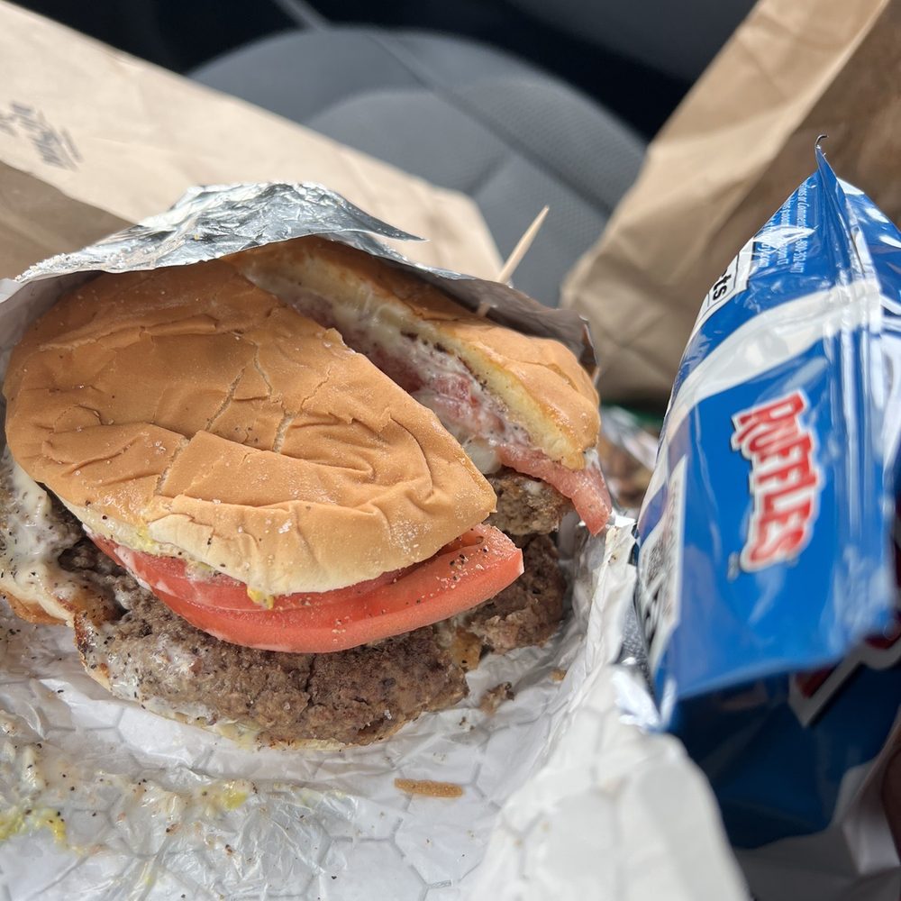 Blue Dot Barbecue - Double burger with chips - Burgers Near Me - Pensacola, Florida Blue Dot Barbecue - Double burger with chips - Burgers Near Me - Pensacola, Florida
