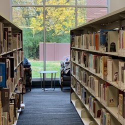 St Louis County Library- Grand Glaize Branch
