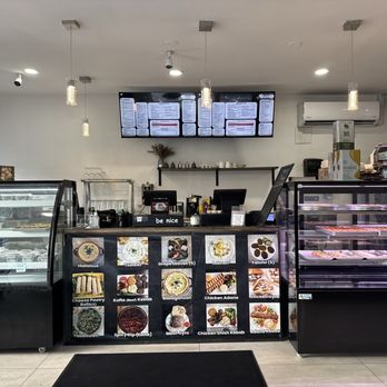 Chickeatah’ - Counter where you order - Mediterranean Near Me - Fort Lauderdale, Florida Chickeatah’ - Counter where you order - Mediterranean Near Me - Fort Lauderdale, Florida