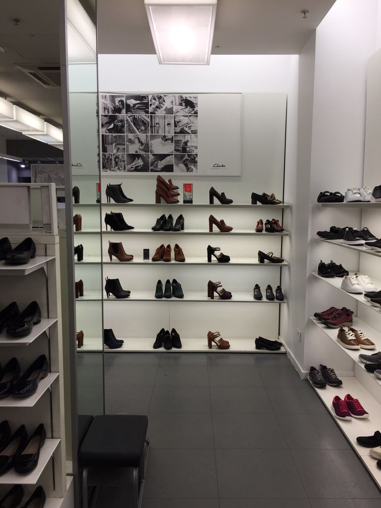 clarks shoes london stores