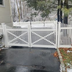 Renaissance Fence & Design - Double Gate Install