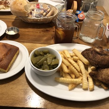 The Southern Cafe - Had their fried chicken and it was soo good! - Southern Near Me - Roselle, Illinois The Southern Cafe - Had their fried chicken and it was soo good! - Southern Near Me - Roselle, Illinois