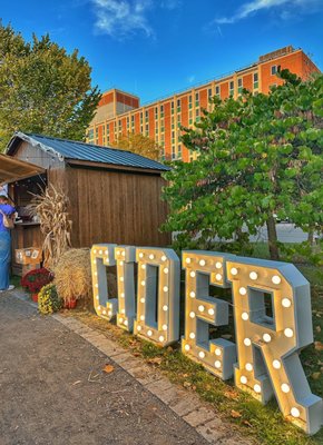 The Richardson Hotel by null