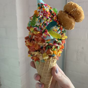 MN Nice Cream - The Fun Cone with a fruity pebbles fancy cone. - Ice Cream & Frozen Yogurt Near Me - Minneapolis, Minnesota