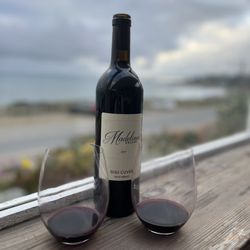 Madeline's on Moonstone - Wine tasting