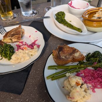 Monnik Beer - Lion's mane sandwich, grilled broccolini, pickled cabbage and stamppot. - Breweries Near Me - Louisville, Kentucky Monnik Beer - Lion's mane sandwich, grilled broccolini, pickled cabbage and stamppot. - Breweries Near Me - Louisville, Kentucky
