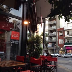La esquina rosada - Desde Cervantes hacia Nazca. La esquina de Piacere.