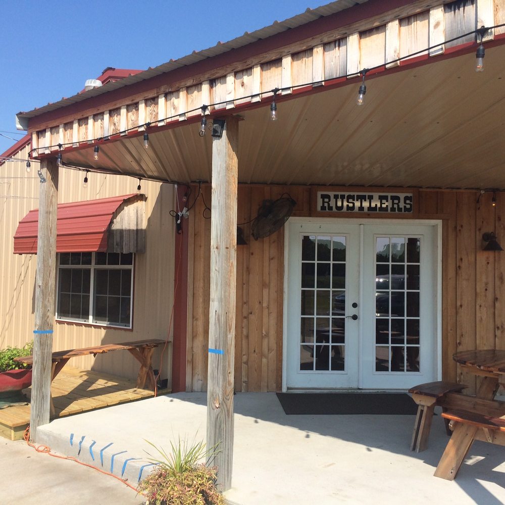 Rustlers BBQ - Smaller but nice! - Southern Near Me - Henryetta, Oklahoma Rustlers BBQ - Smaller but nice! - Southern Near Me - Henryetta, Oklahoma