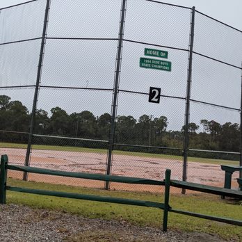 Barker Field - Baseball at Barker Field, Hilton Head Island - Baseball Fields Near Me - Hilton Head Island, South Carolina Barker Field - Baseball at Barker Field, Hilton Head Island - Baseball Fields Near Me - Hilton Head Island, South Carolina