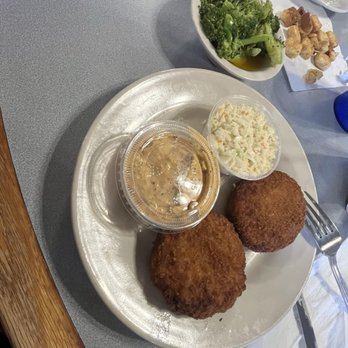 Silver Bay Seafood - Crab cakes - Seafood Near Me - Easley, South Carolina